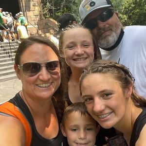 Meet your Posher, Melissa